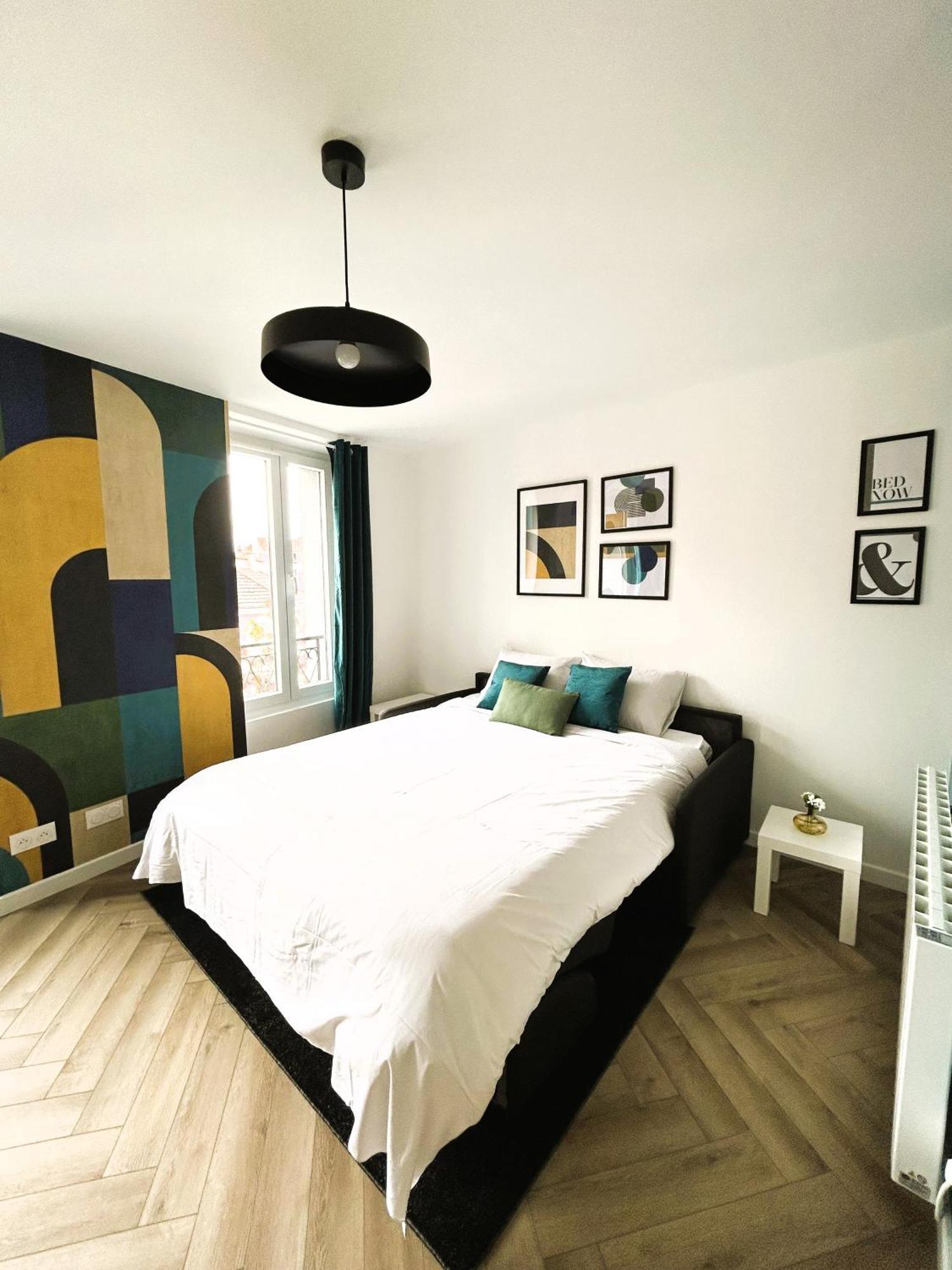 La Maison Hugo * Montreuil (Seine-Saint-Denis)